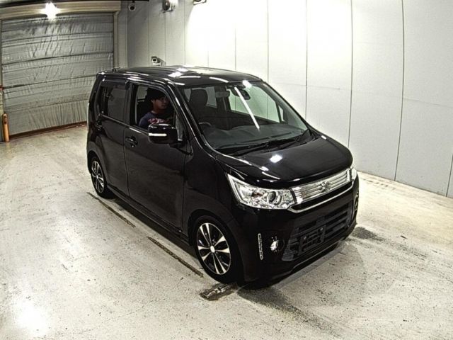 4072 Suzuki Wagon r MH34S 2014 г. (LAA Okayama)